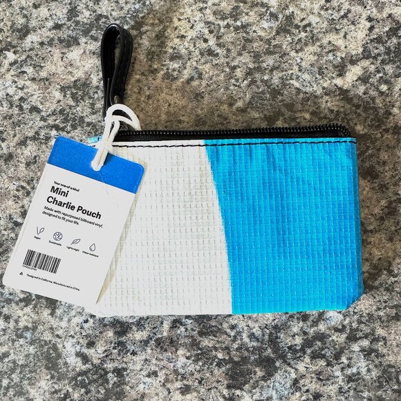 NWT Rareform BLUE and WHITE Coin Cosmetics Cables Pouch - Picture 1 of 6